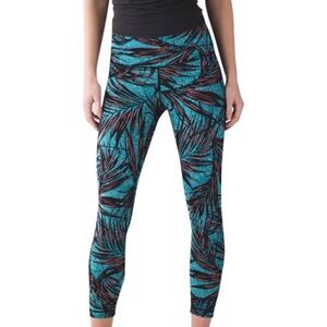 Lululemon Wunder Under Hi-Rise Palm Lace Tofino Leggings